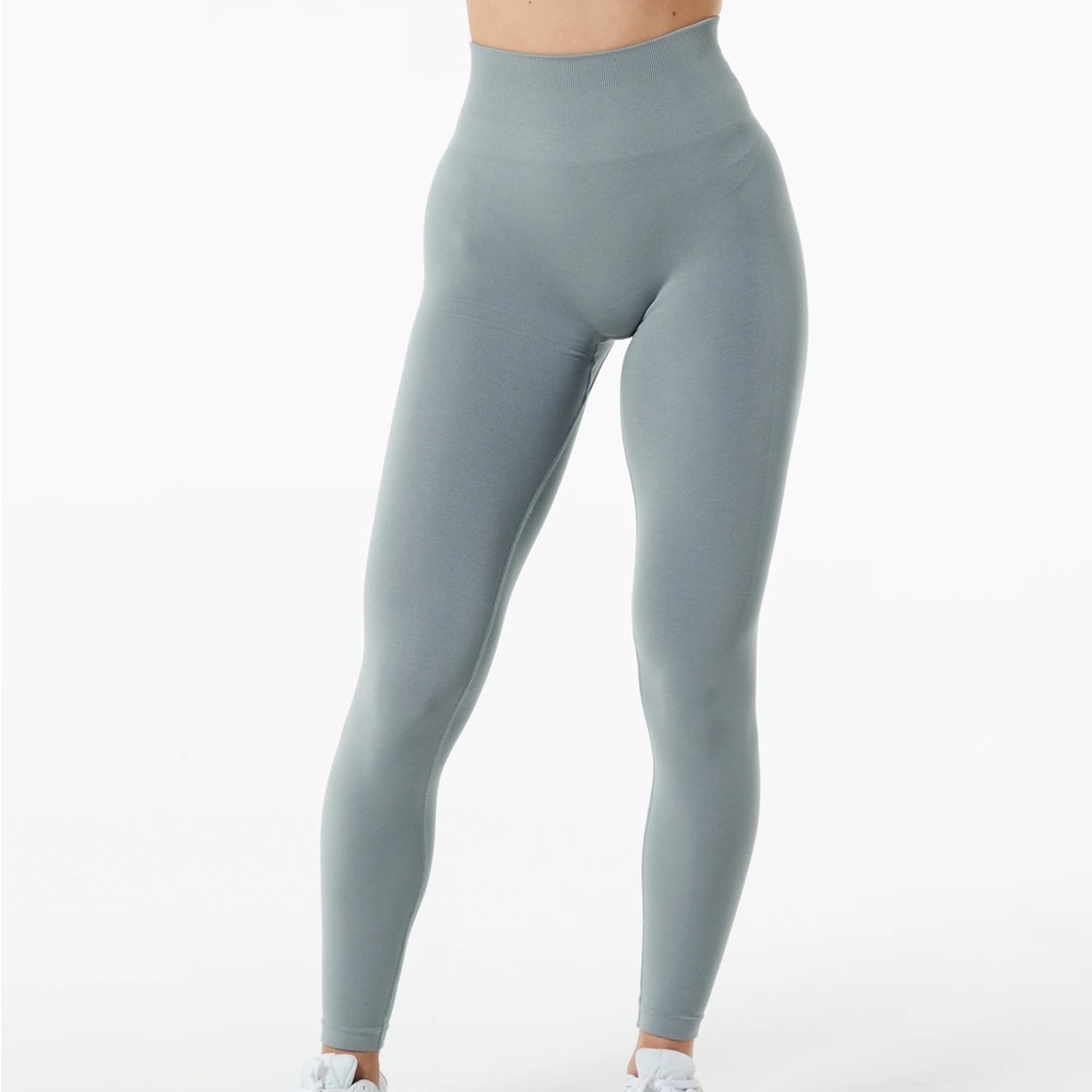 Alphalete Amplify Leggings - Utility Grey
